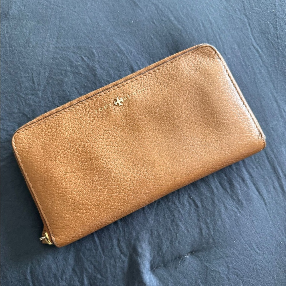 Tory Burch Wallet